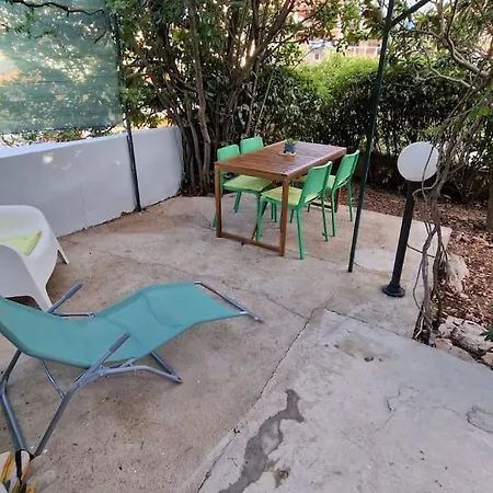 Apartment Oasis In The