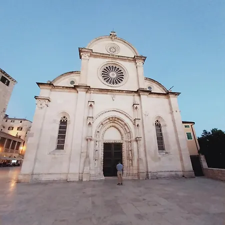 Oasis In The * Šibenik